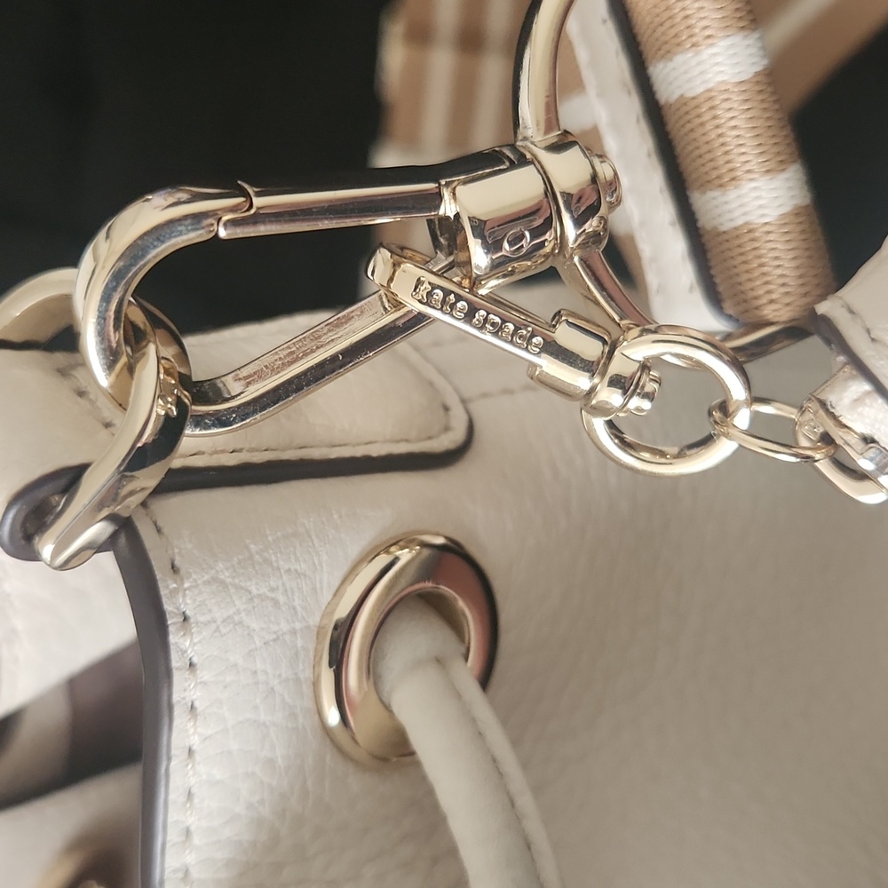 Kate Spade Ivory White Mini Bucket Bag With Coin Purse - Picture 14 of 14